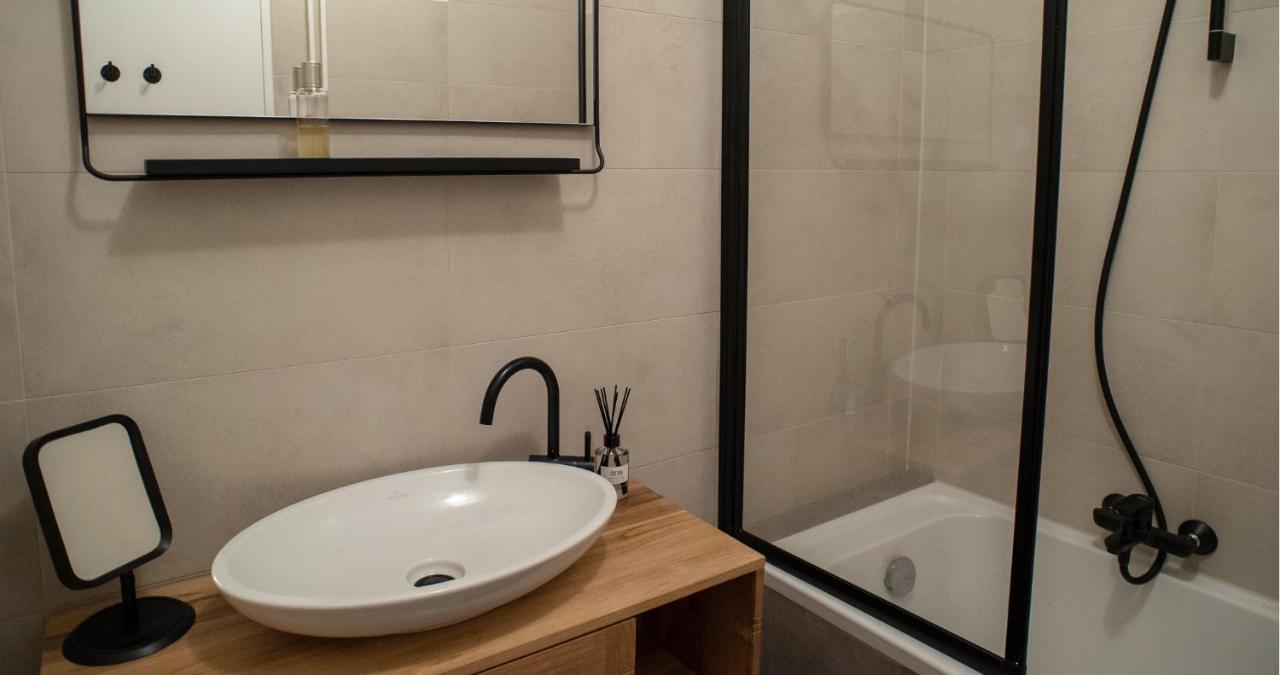 Cozy And Fully Equiped Suite Apartment At Ku'Damm برلين المظهر الخارجي الصورة